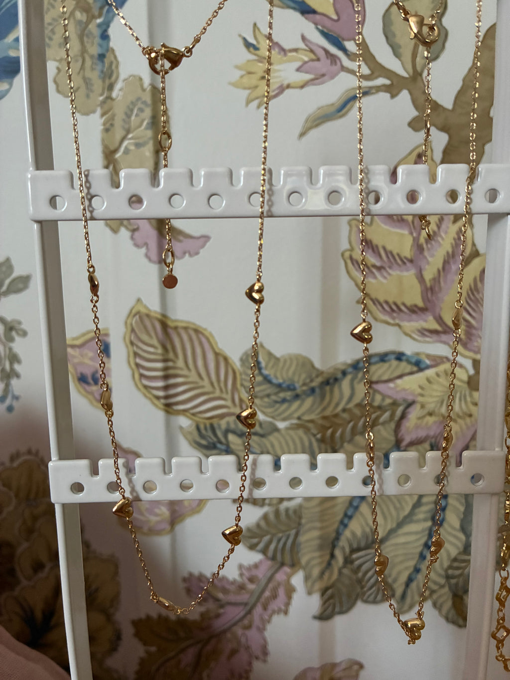 Gold & Graceful Neckalce