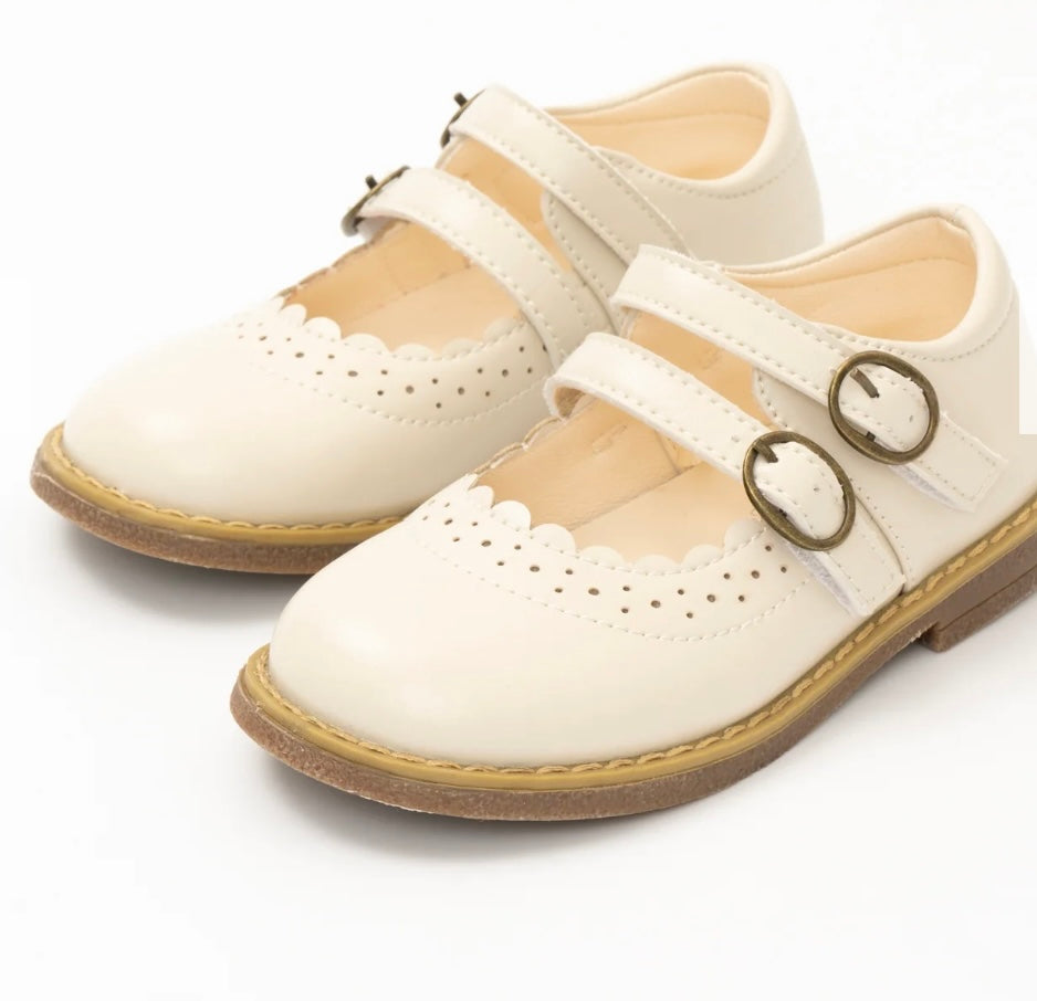 Classic Couture-infant/childrens buckle shoe